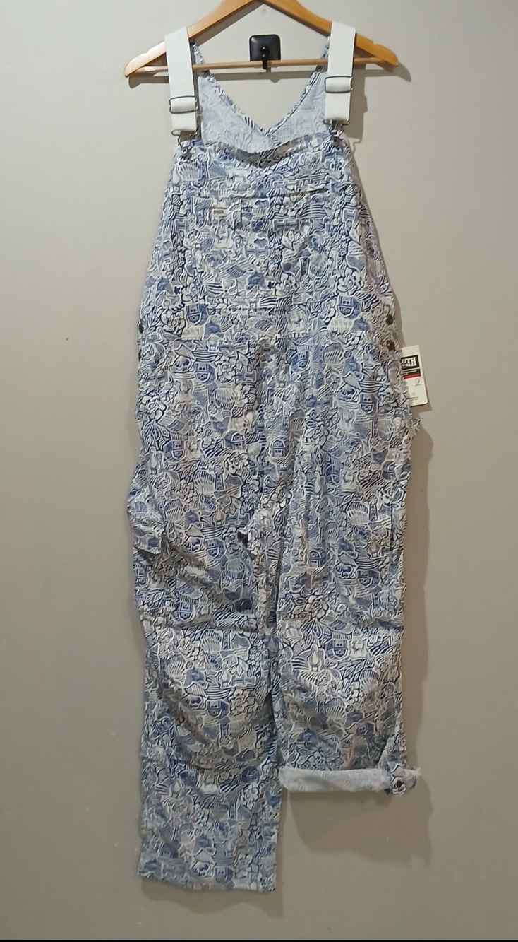 DULUTH TRADING Heirloom Gardening Bib Overalls XXL x 31 NWT Farm Toile Animals